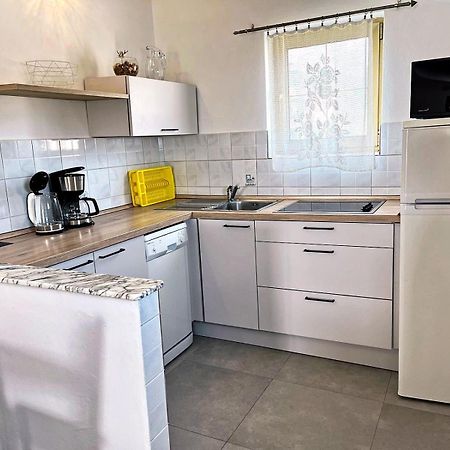 Lero Apartment Banjol Luaran gambar