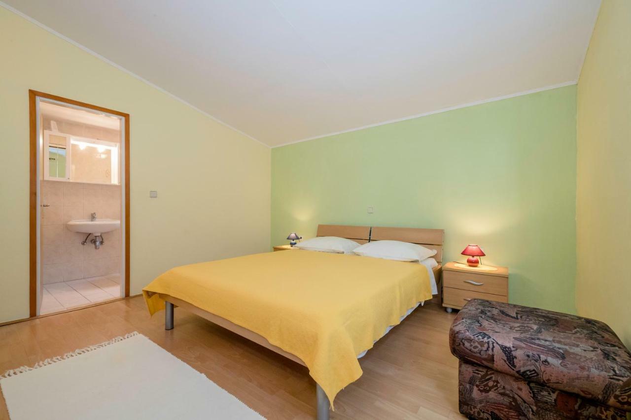 Lero Apartment Banjol Luaran gambar