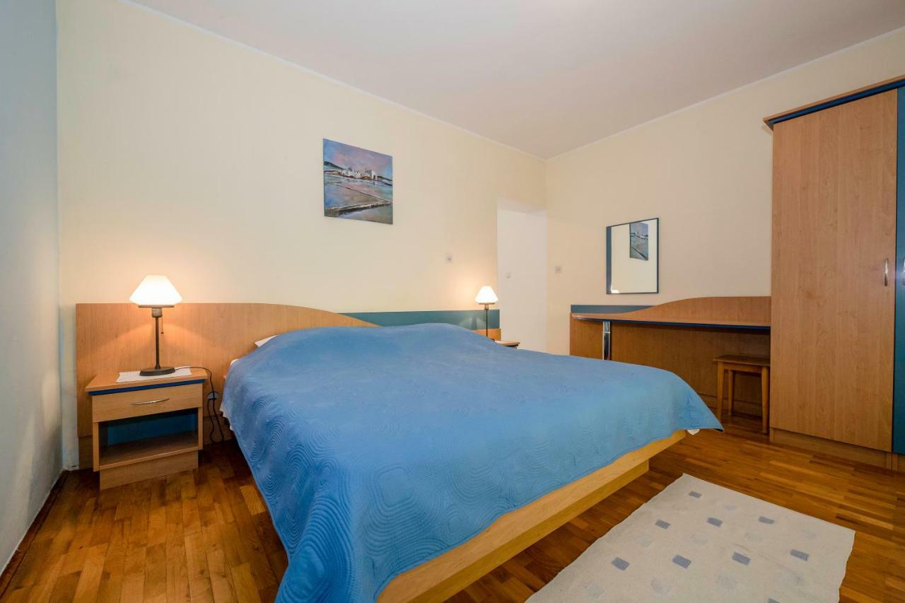 Lero Apartment Banjol Luaran gambar